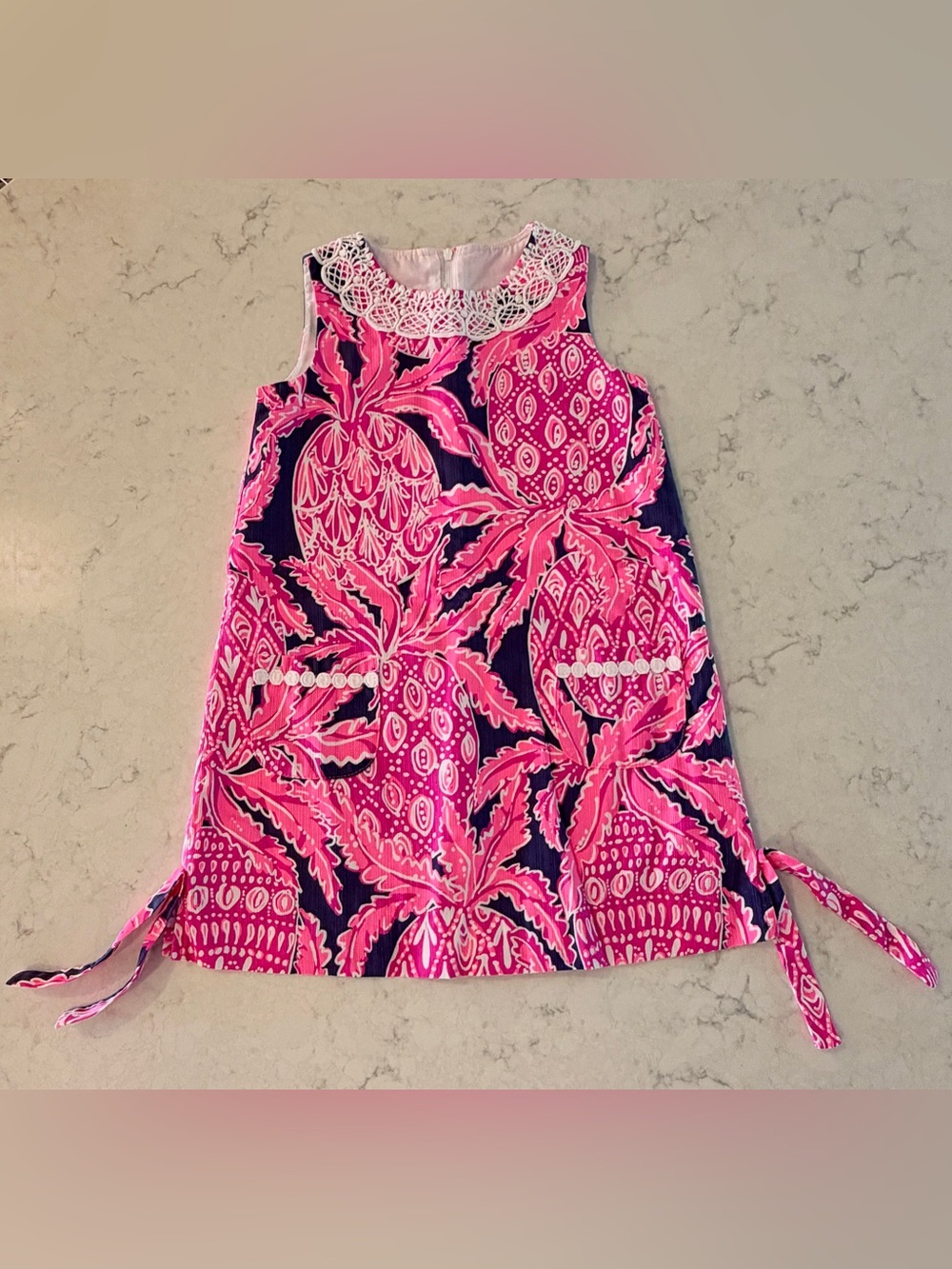 Lilly Pulitzer Girls Pink & Navy Pineapple Print Sleeveless Shift Dress like NEW